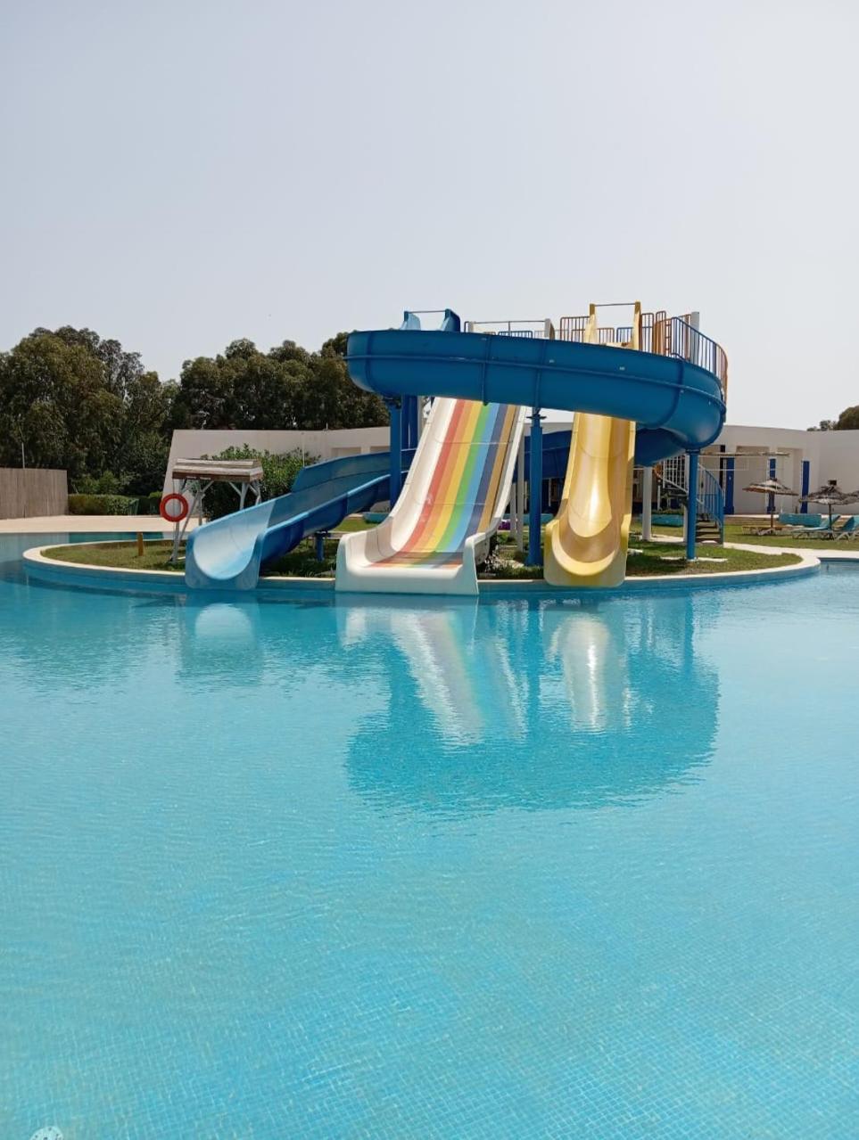 Hotel Imperial Park الحمامات المظهر الخارجي الصورة