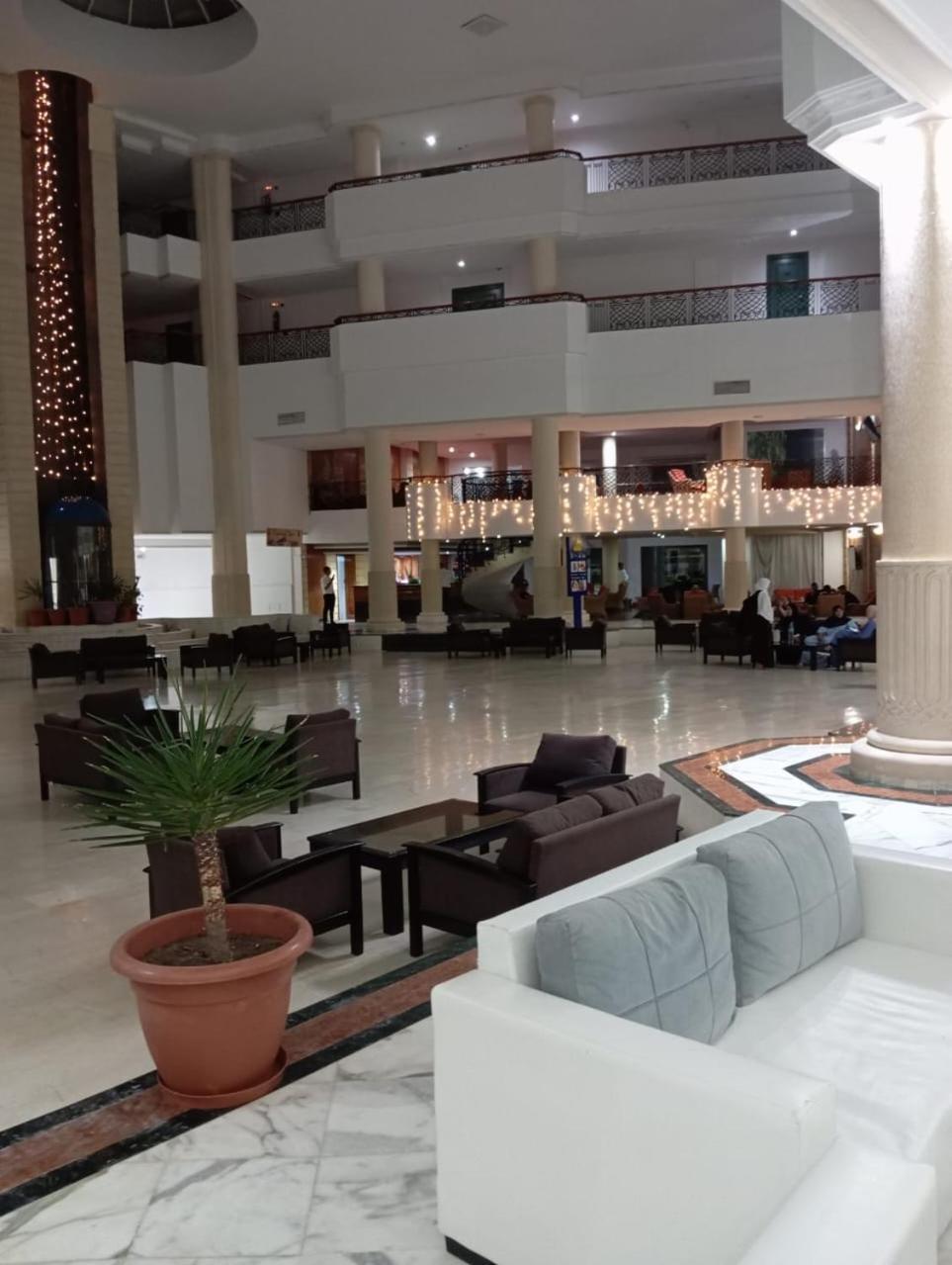 Hotel Imperial Park الحمامات المظهر الخارجي الصورة